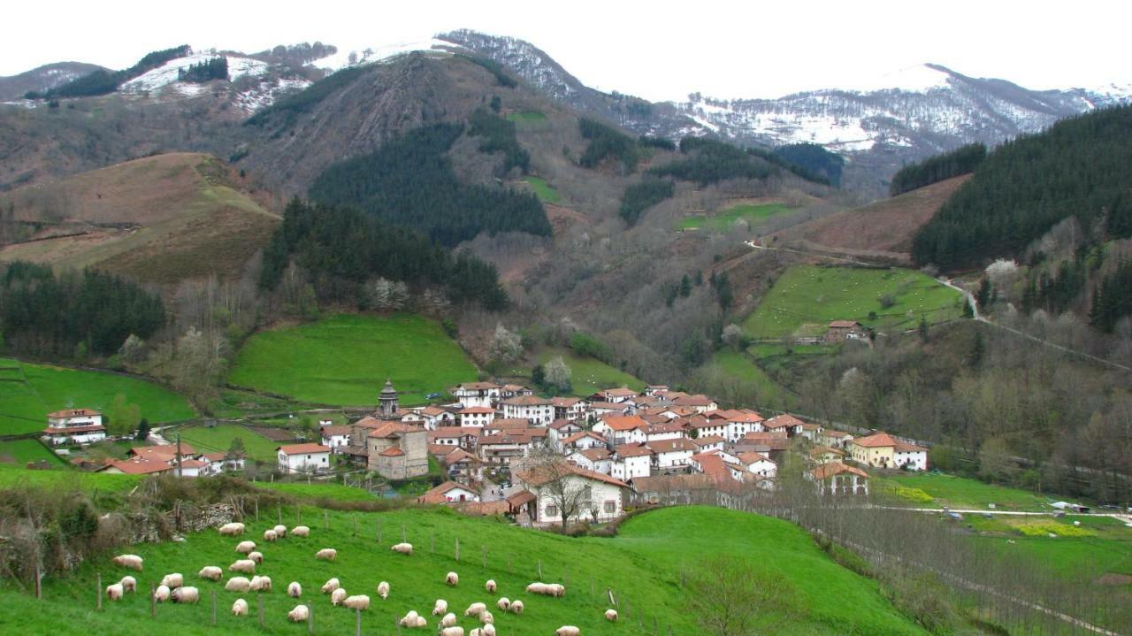 Albergue Olasenea Aterpea Zubieta Dış mekan fotoğraf